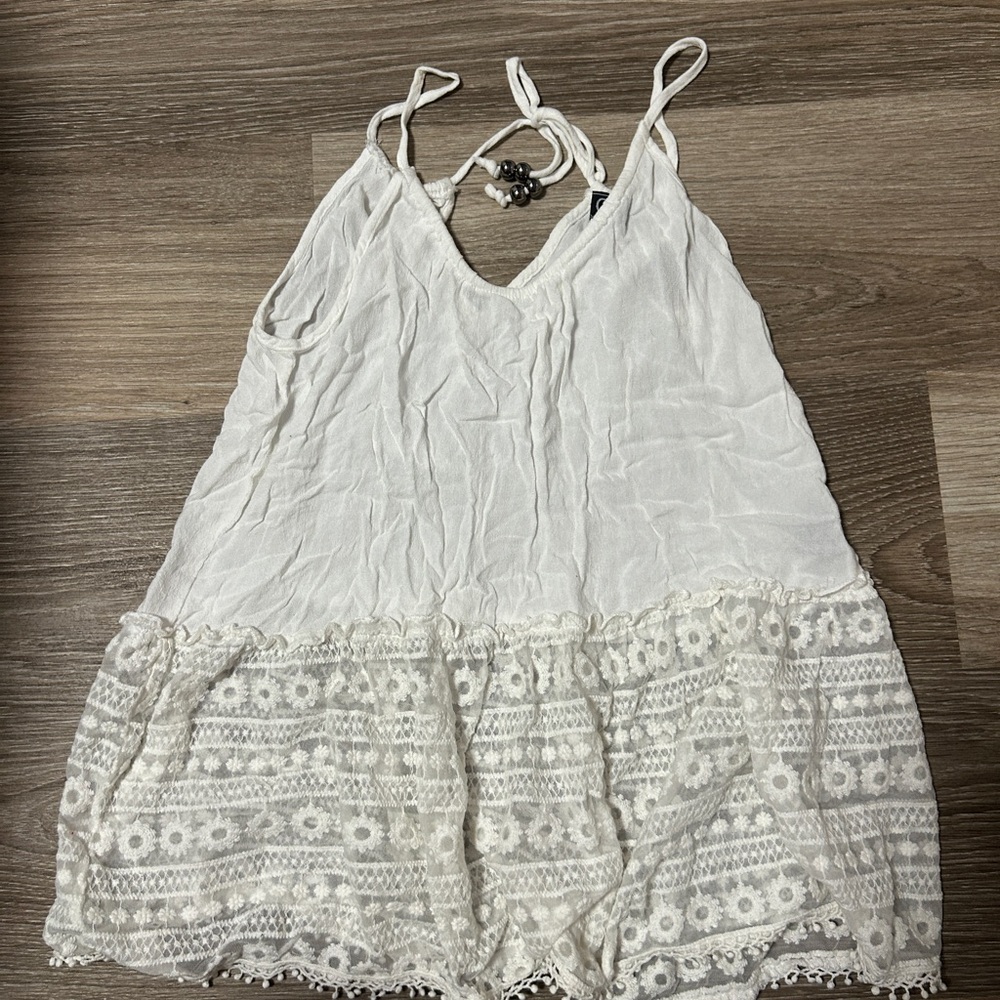 POL Elegant White Lace Sleeveless Top